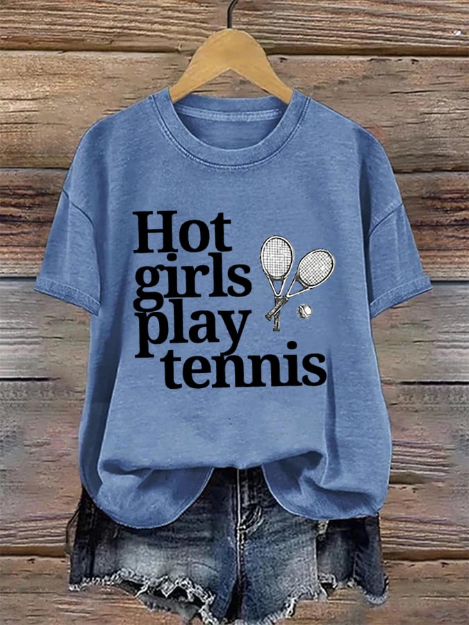 Women's Hot girls play tennis Printed T-Shirt