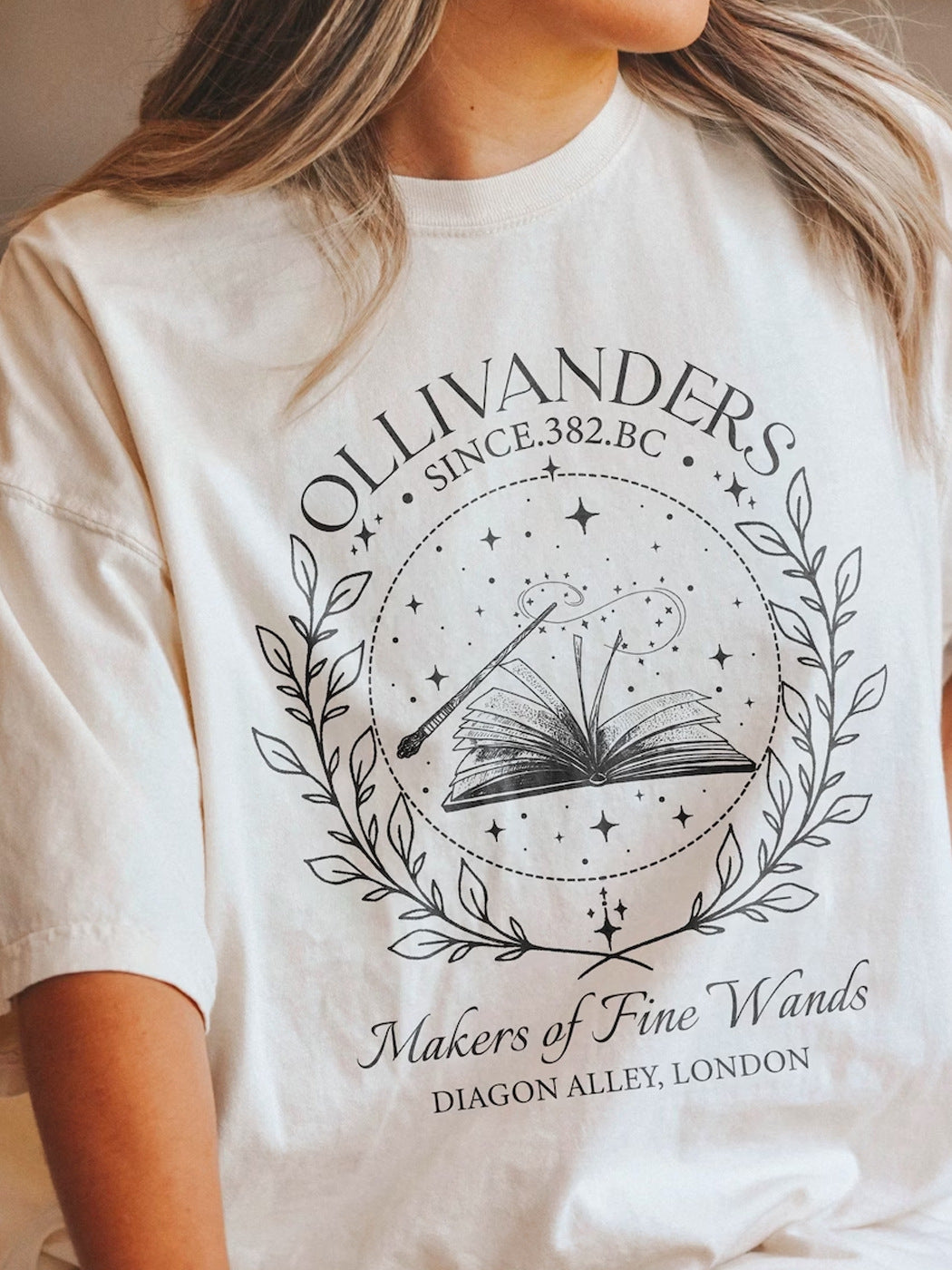 Ollivanders Wand Shop Tshirt
